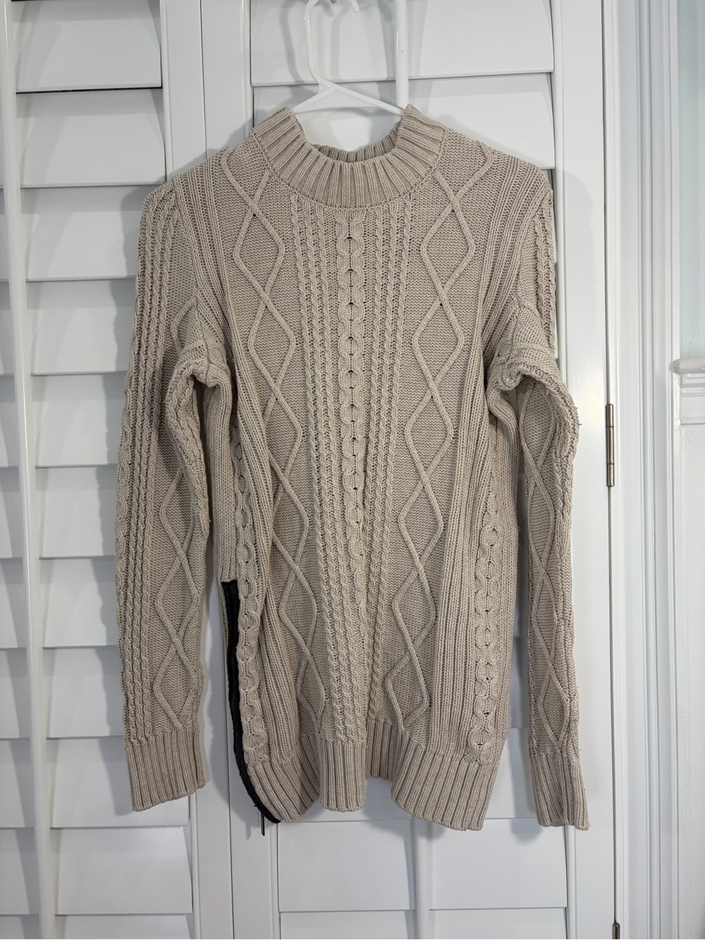 Banana Republic Cream Cable Knit Side-zip Mock Turtleneck Sweater (M)